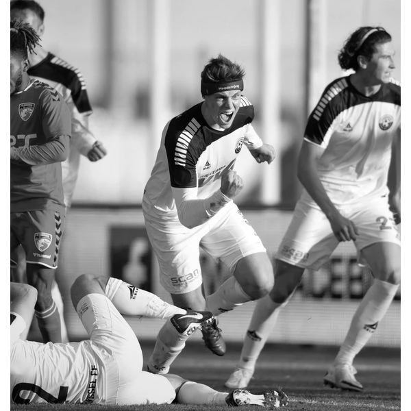 SELECT Headstrong Kopfschutz - Schwarz 8 SELECT Headstrong Kopfschutz - Schwarz – Bild 6